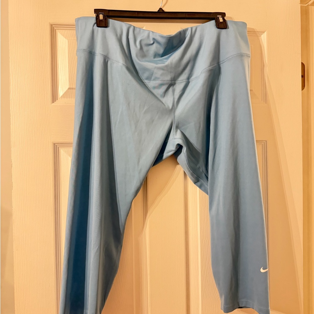 3X WOMENS NIKE PLUS LEGGINGS